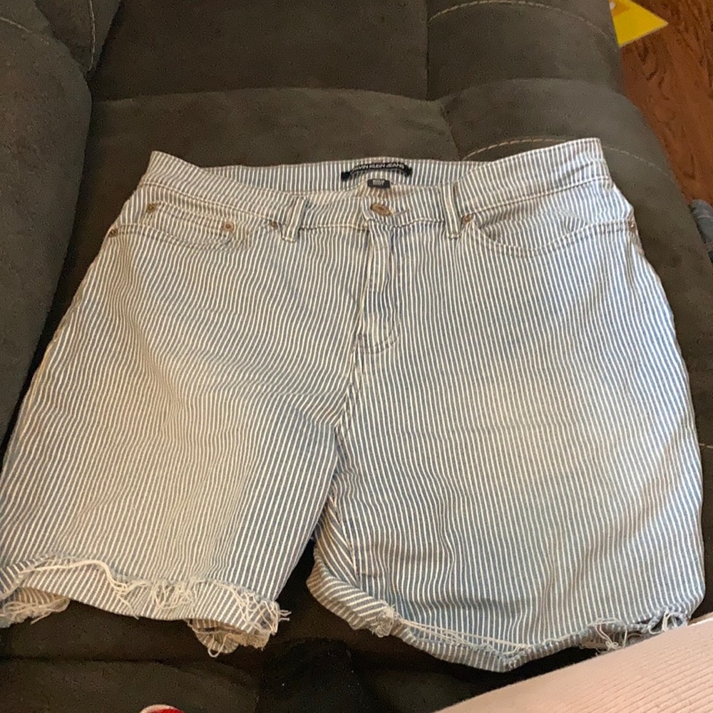 Calvin Klein Sz 10Shorts Denim Blue & White Stripes Women C2